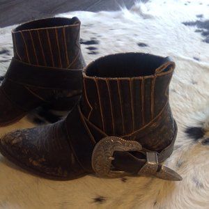 Matisse Understated Leather Bitchin Biker 9M Western Boots